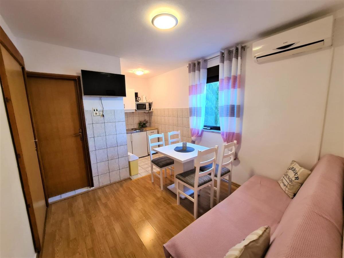 Cosic Apartmani איגריין מראה חיצוני תמונה